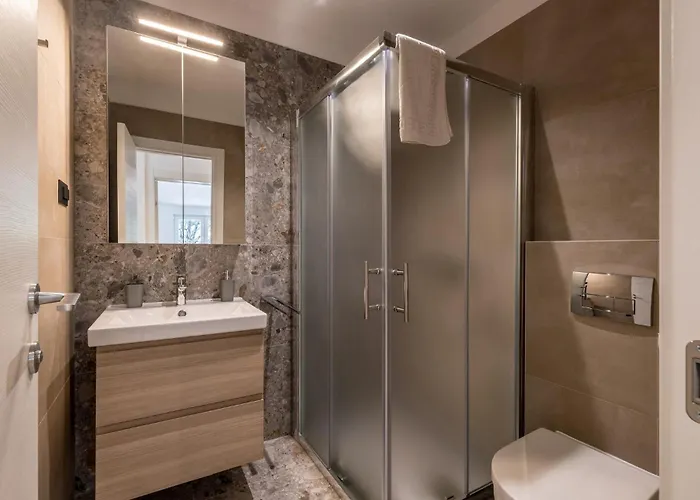 In Apartment Potomje