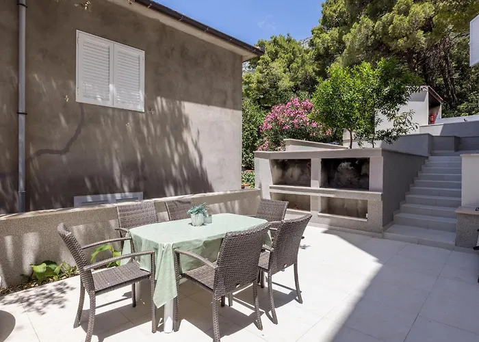 In Apartment Potomje